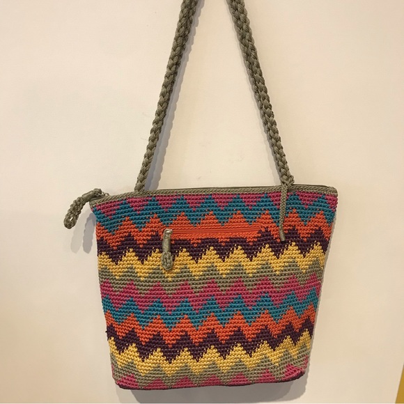 Chevron Patterned Woven Bag by The Sak - Picture 4 of 10